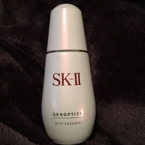 SK-II GenOptics Spot Essence Serum 50 ML